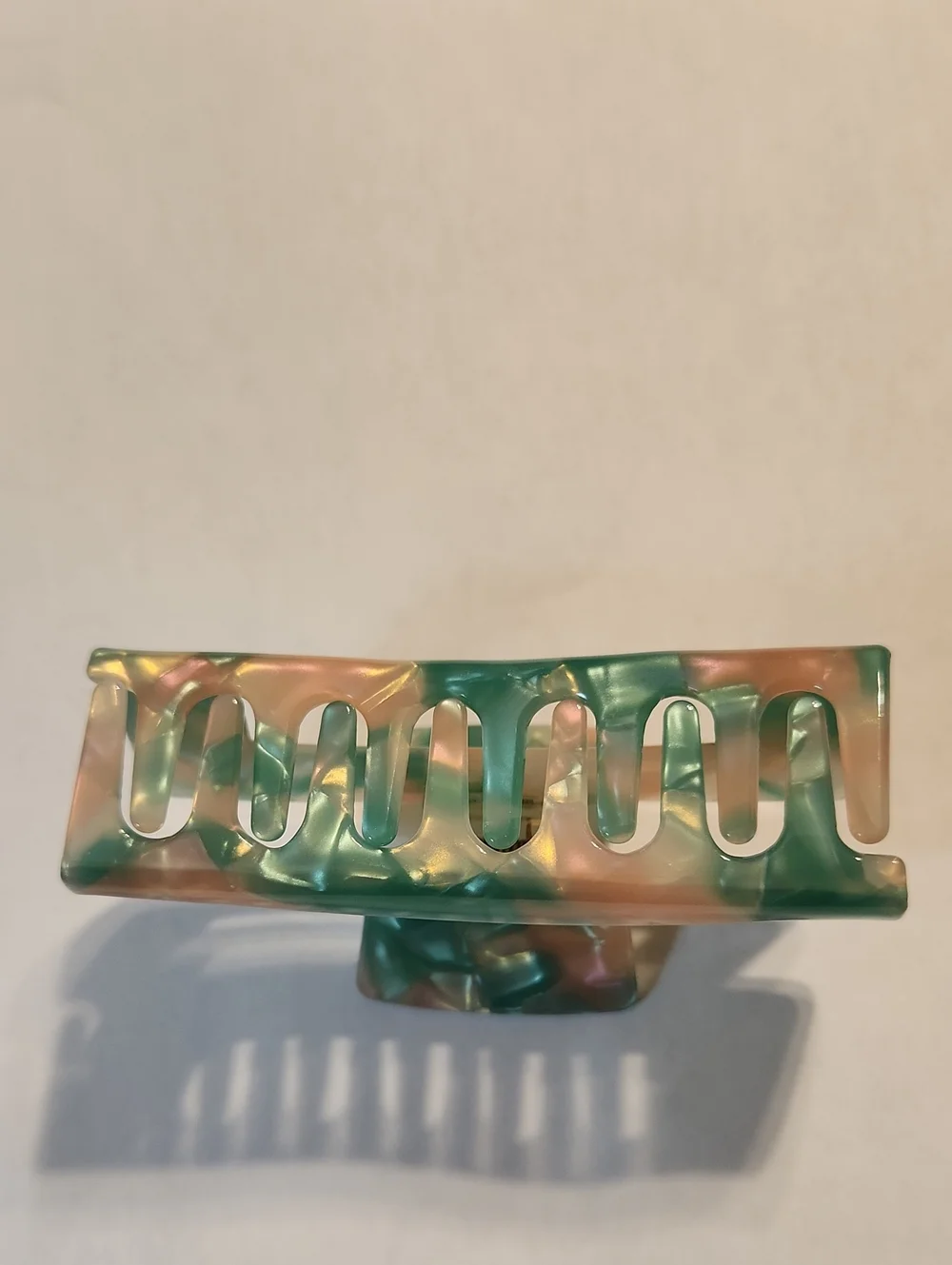 NWOT Acetate Hair Clip 4 inches
